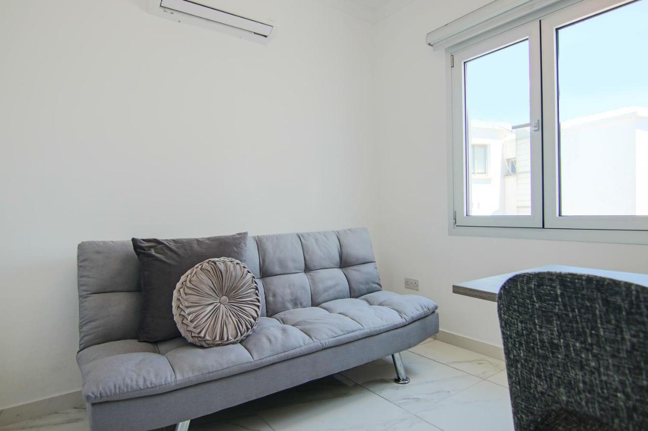 Apartamento Phaedrus Living: Seaside Luxury Flat Lighthouse 66 Paphos Exterior foto